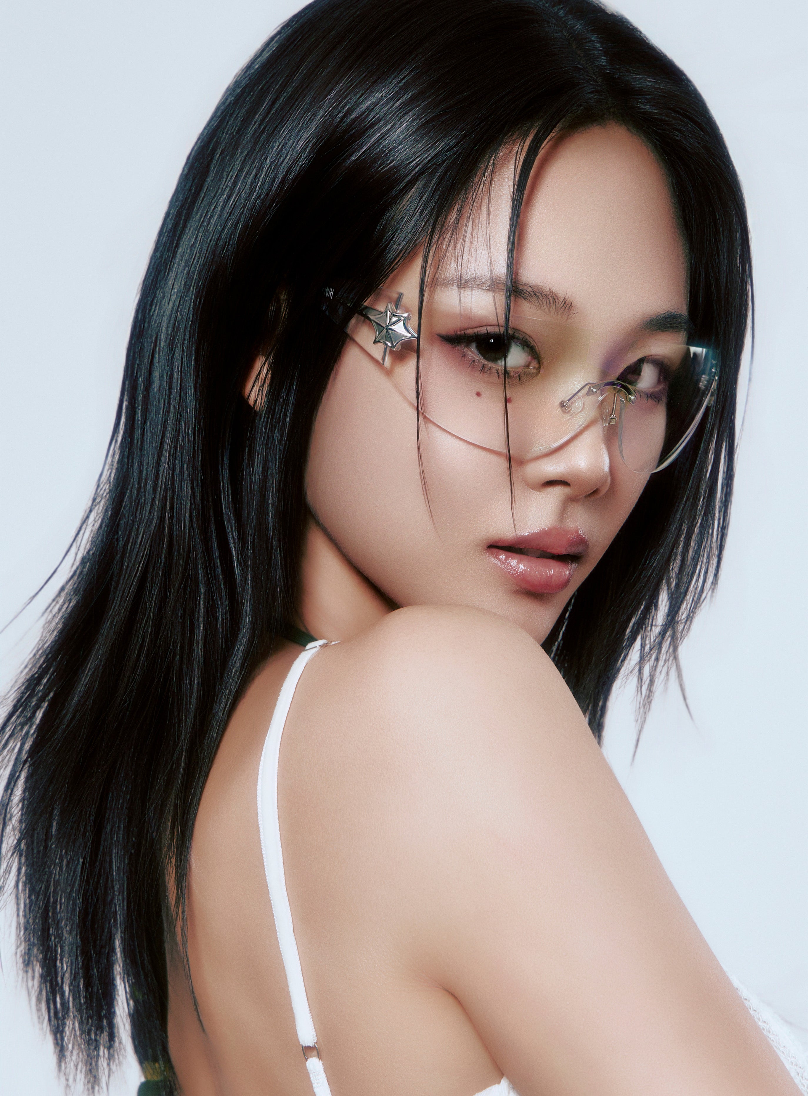 KIRA C1